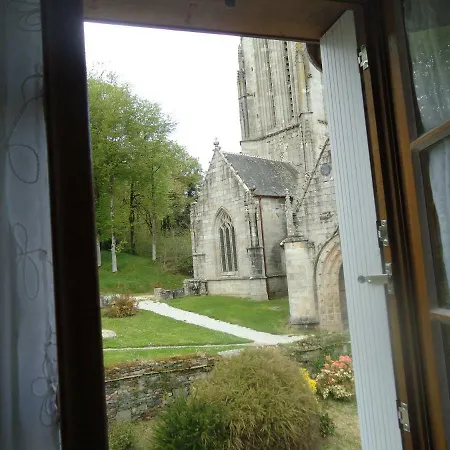 Holiday home Le Forgeron Plonevez-du-Faou